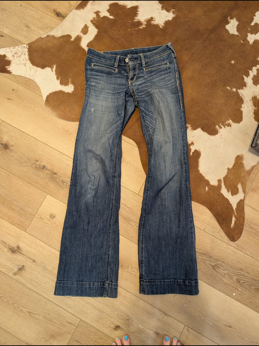 Ariat Women's Medium Blue Flare Jeans